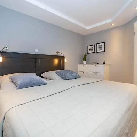 Aurora Apartment